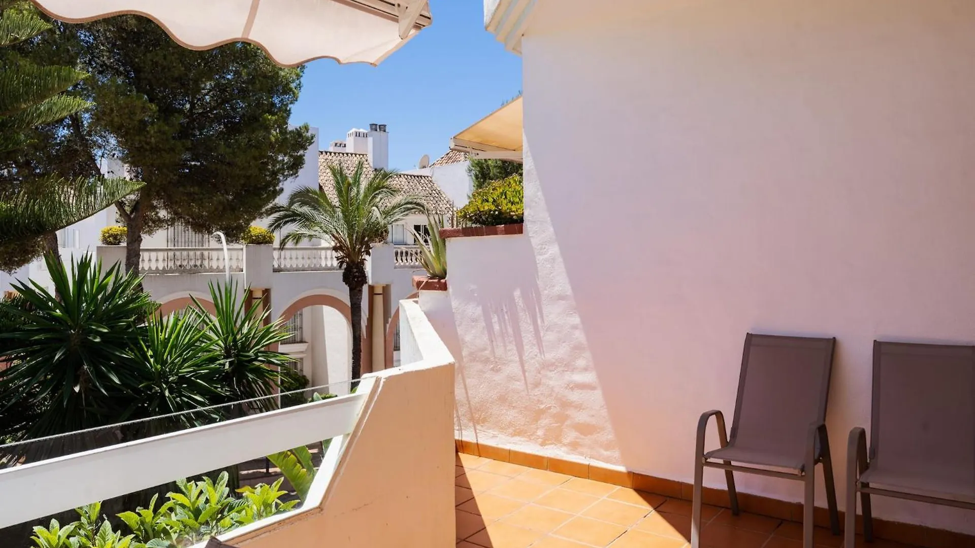Pretty Apartment With Balcony Marbella