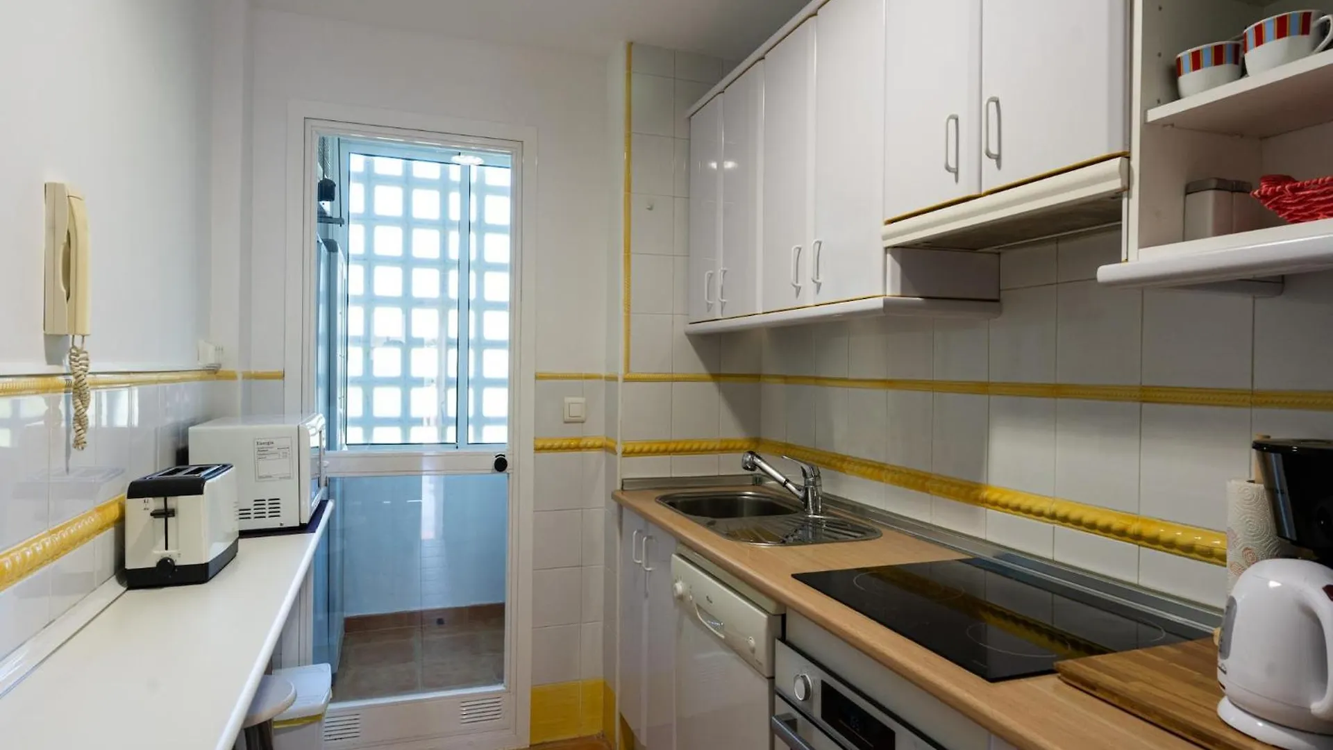 Pretty Apartment With Balcony Marbella Spain